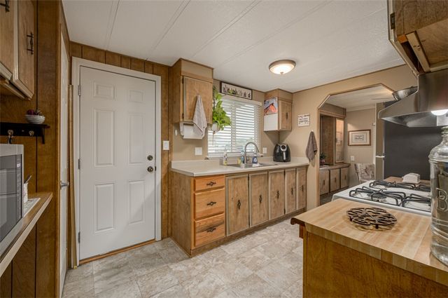 587 Citrus Street, Bullhead City, AZ 86442