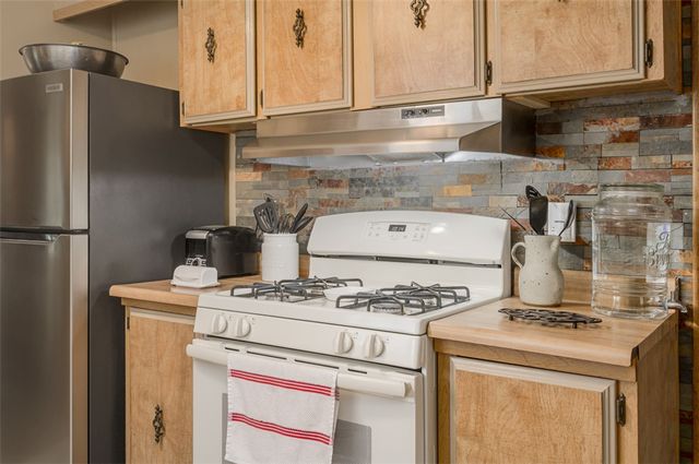 587 Citrus Street, Bullhead City, AZ 86442