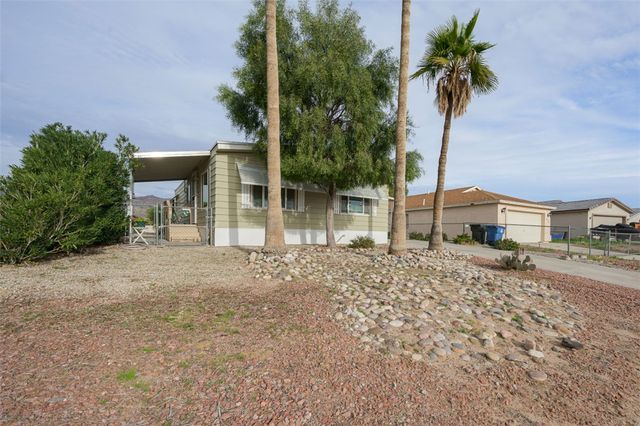 587 Citrus Street, Bullhead City, AZ 86442