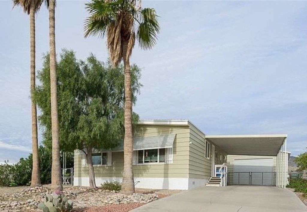 587 Citrus Street, Bullhead City, AZ 86442