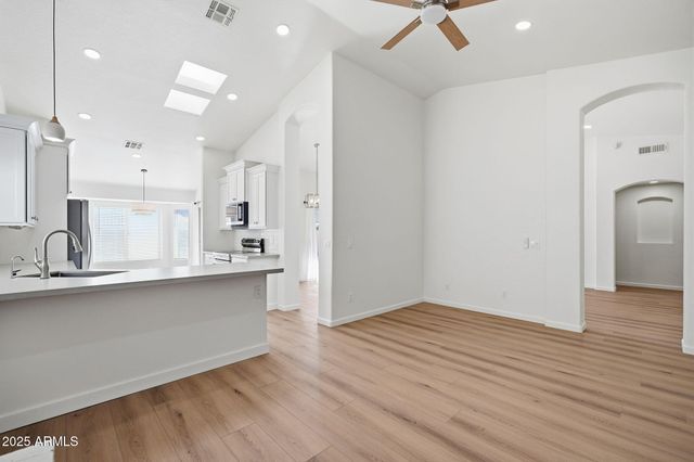 3151 W FRANKFURT Drive, Chandler, AZ 85226