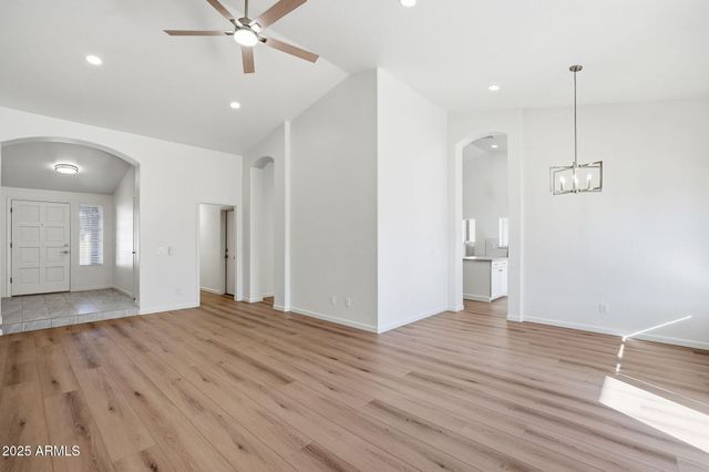 3151 W FRANKFURT Drive, Chandler, AZ 85226