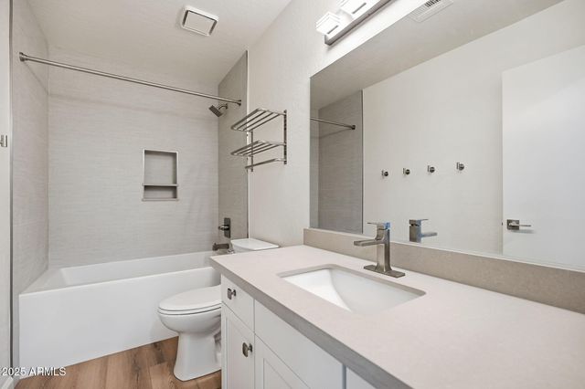 3151 W FRANKFURT Drive, Chandler, AZ 85226