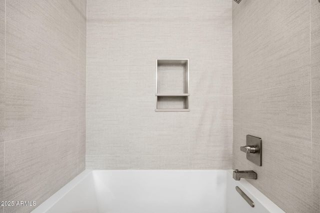 3151 W FRANKFURT Drive, Chandler, AZ 85226