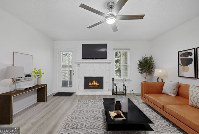 6615 Sienna Court, Peachtree Corners, GA 30092