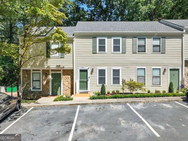 6615 Sienna Court, Peachtree Corners, GA 30092