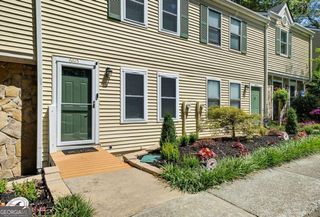 6615 Sienna Court, Peachtree Corners, GA 30092