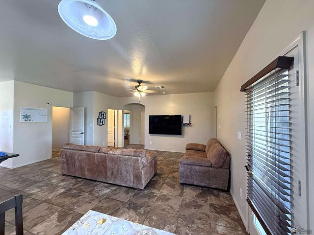 2571 S 41 WAY, Yuma, AZ 85364