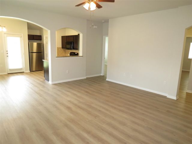 375 Musgrav, Kyle, TX 78640