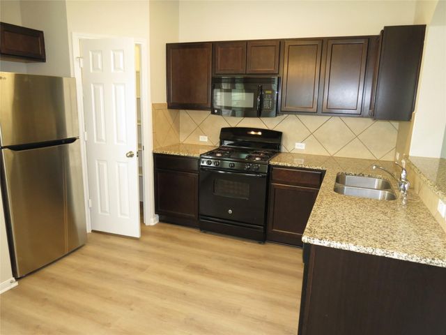 375 Musgrav, Kyle, TX 78640