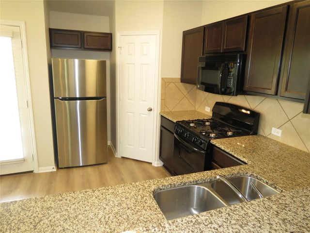 375 Musgrav, Kyle, TX 78640