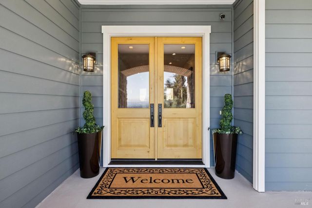 3882 Royal Manor Pl, Santa Rosa, CA 95404