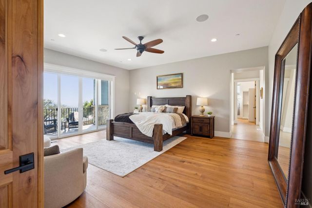 3882 Royal Manor Pl, Santa Rosa, CA 95404