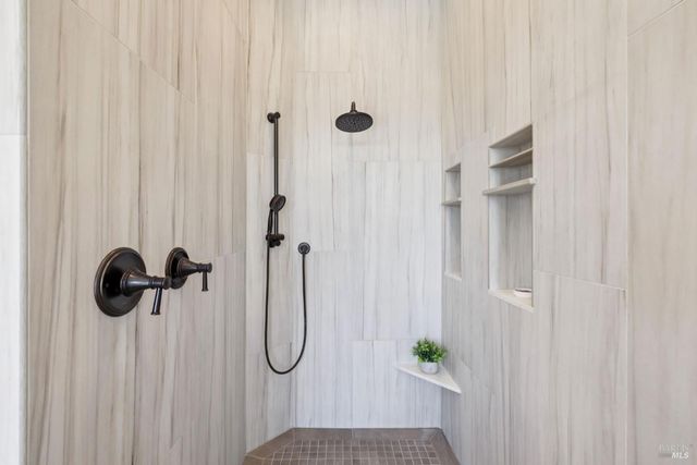 3882 Royal Manor Pl, Santa Rosa, CA 95404