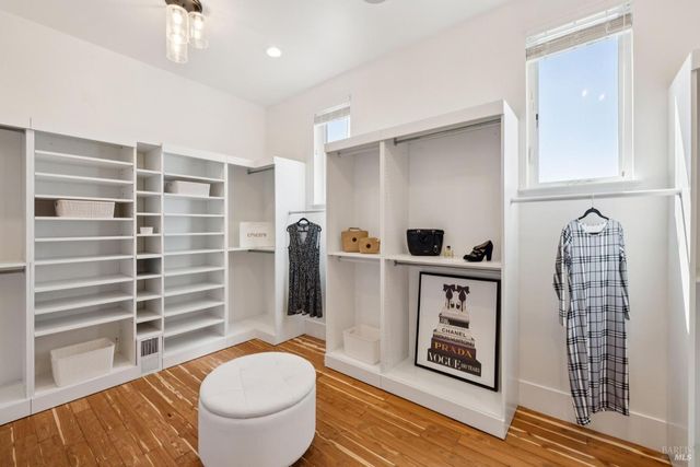 3882 Royal Manor Pl, Santa Rosa, CA 95404