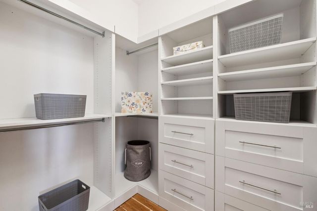 3882 Royal Manor Pl, Santa Rosa, CA 95404