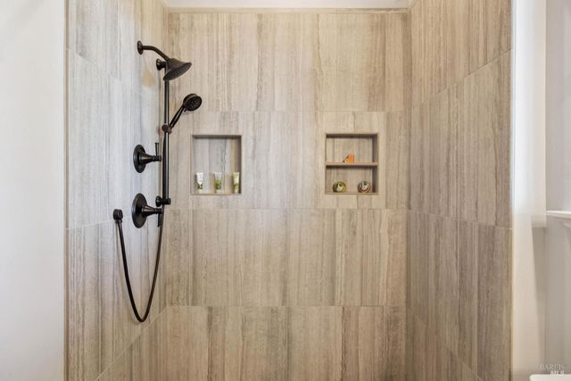 3882 Royal Manor Pl, Santa Rosa, CA 95404