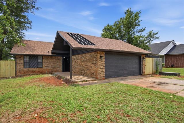 2304 NE 10th Street, Oklahoma City, OK 73160