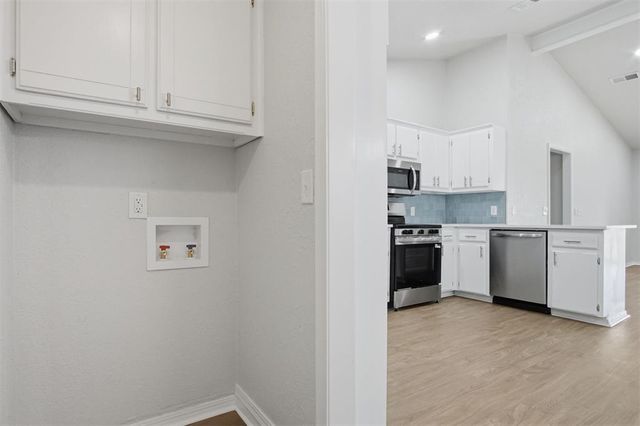 2304 NE 10th Street, Oklahoma City, OK 73160