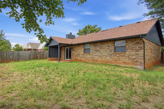 2304 NE 10th Street, Oklahoma City, OK 73160