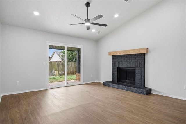 2304 NE 10th Street, Oklahoma City, OK 73160