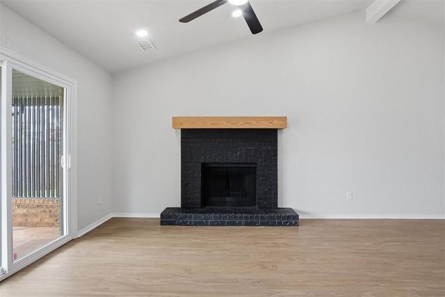 2304 NE 10th Street, Oklahoma City, OK 73160