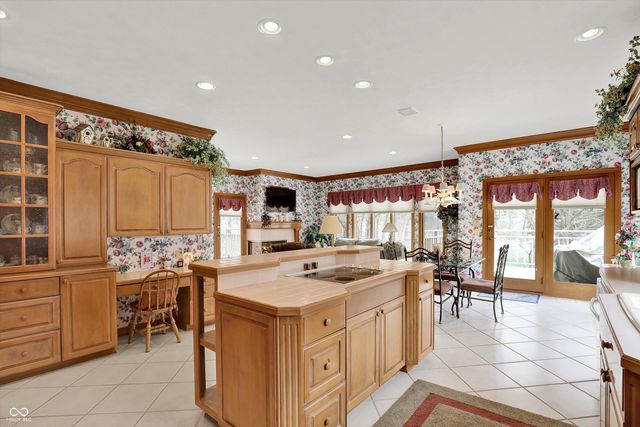 204 S Creedmoor Way, Anderson, IN 46011