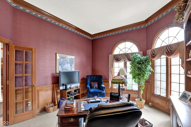 204 S Creedmoor Way, Anderson, IN 46011