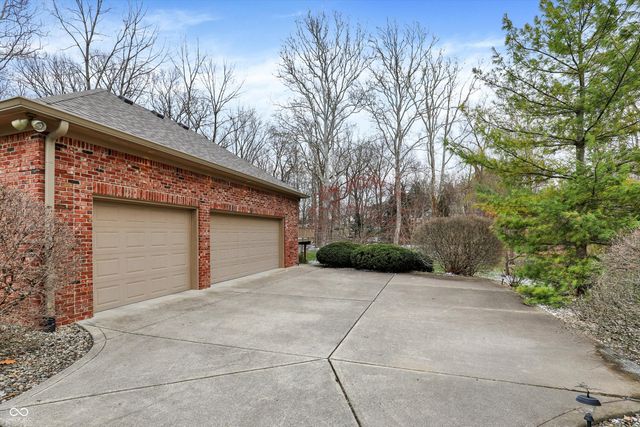 204 S Creedmoor Way, Anderson, IN 46011