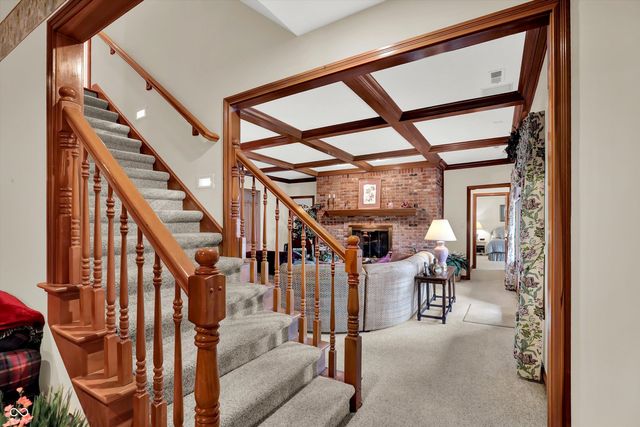 204 S Creedmoor Way, Anderson, IN 46011