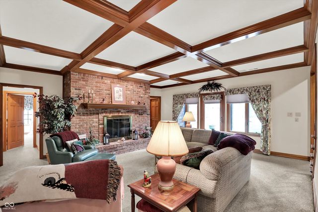 204 S Creedmoor Way, Anderson, IN 46011