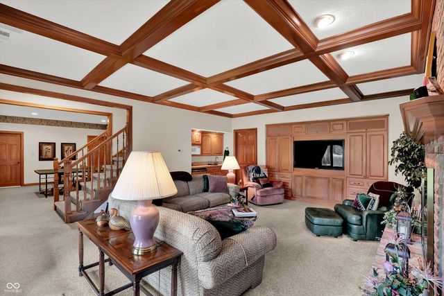 204 S Creedmoor Way, Anderson, IN 46011