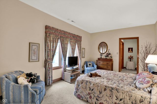 204 S Creedmoor Way, Anderson, IN 46011