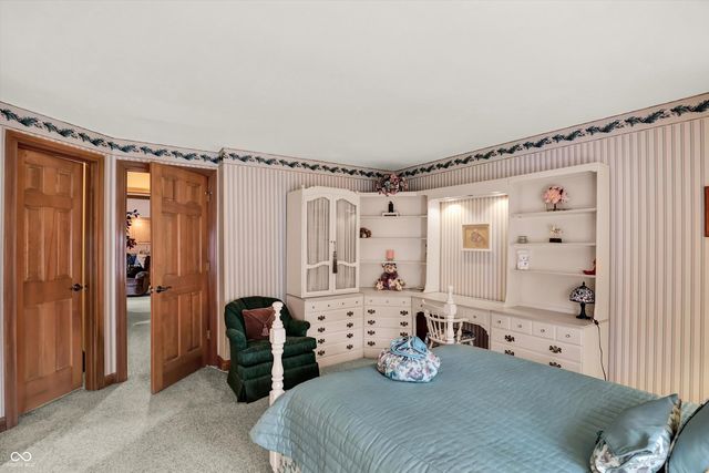 204 S Creedmoor Way, Anderson, IN 46011