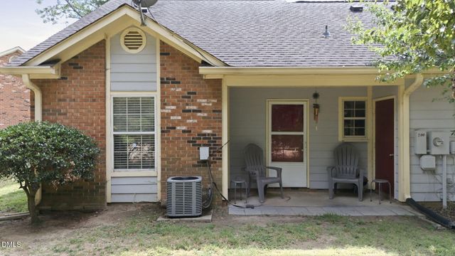 200 Old Spring Hill Lane, Fuquay Varina, NC 27526