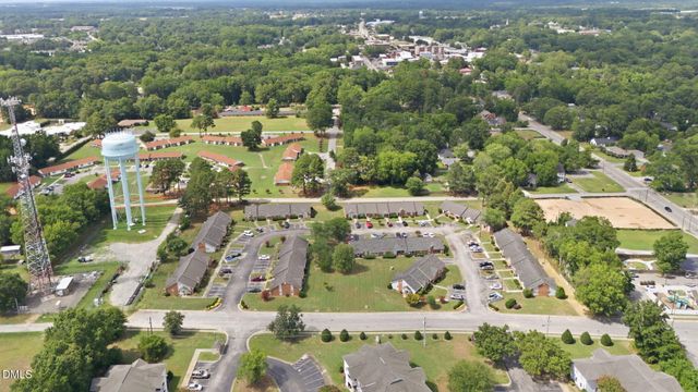 200 Old Spring Hill Lane, Fuquay Varina, NC 27526