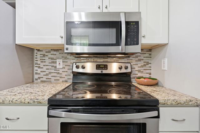 200 Old Spring Hill Lane, Fuquay Varina, NC 27526
