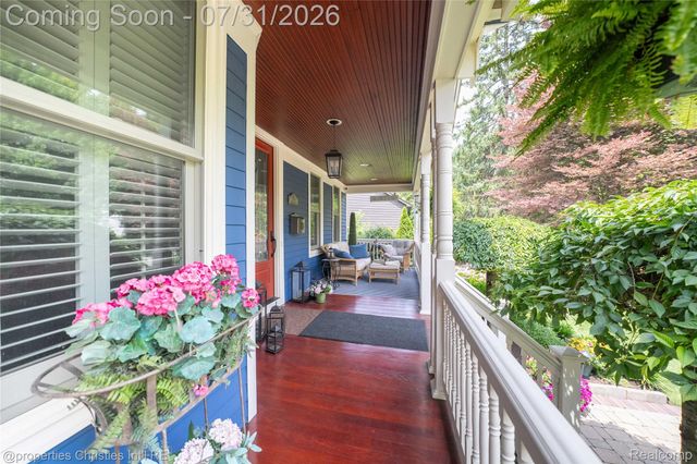 825 Hazelwood Street, Birmingham, MI 48009