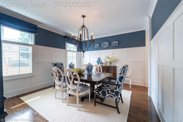 825 Hazelwood Street, Birmingham, MI 48009