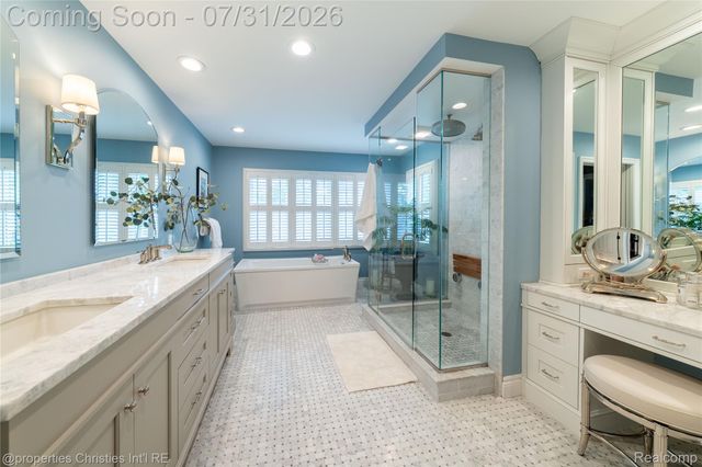 825 Hazelwood Street, Birmingham, MI 48009