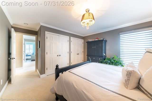 825 Hazelwood Street, Birmingham, MI 48009