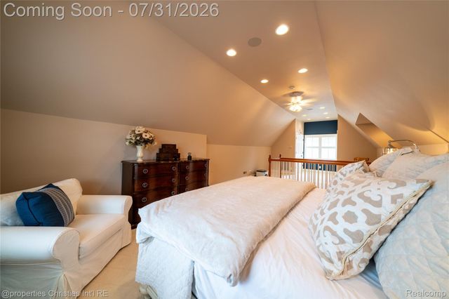 825 Hazelwood Street, Birmingham, MI 48009