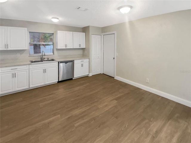 1736 TAYLOR LAKE PLACE, Largo, FL 33778