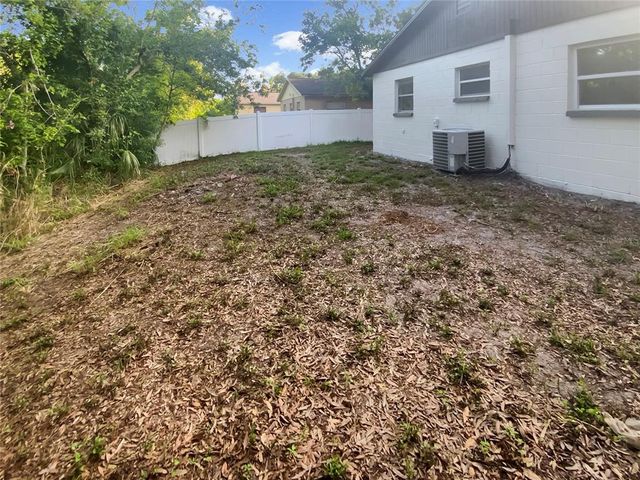 1736 TAYLOR LAKE PLACE, Largo, FL 33778