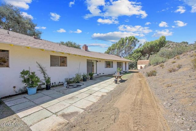 580 Mountain Green Drive, Calabasas, CA 91302