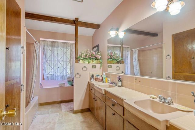 580 Mountain Green Drive, Calabasas, CA 91302
