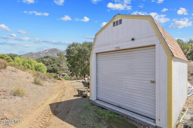 580 Mountain Green Drive, Calabasas, CA 91302