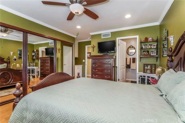 26457 Oak Highland Drive, Newhall, CA 91321