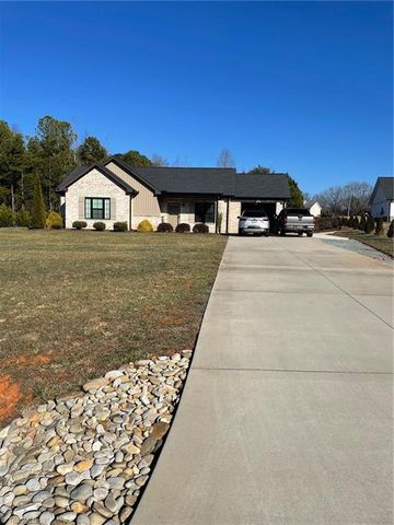 216 Parks Meadows Drive, Lexington, NC 27292