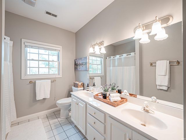 4529 Bridgestone Boulevard, Newburgh, IN 47630